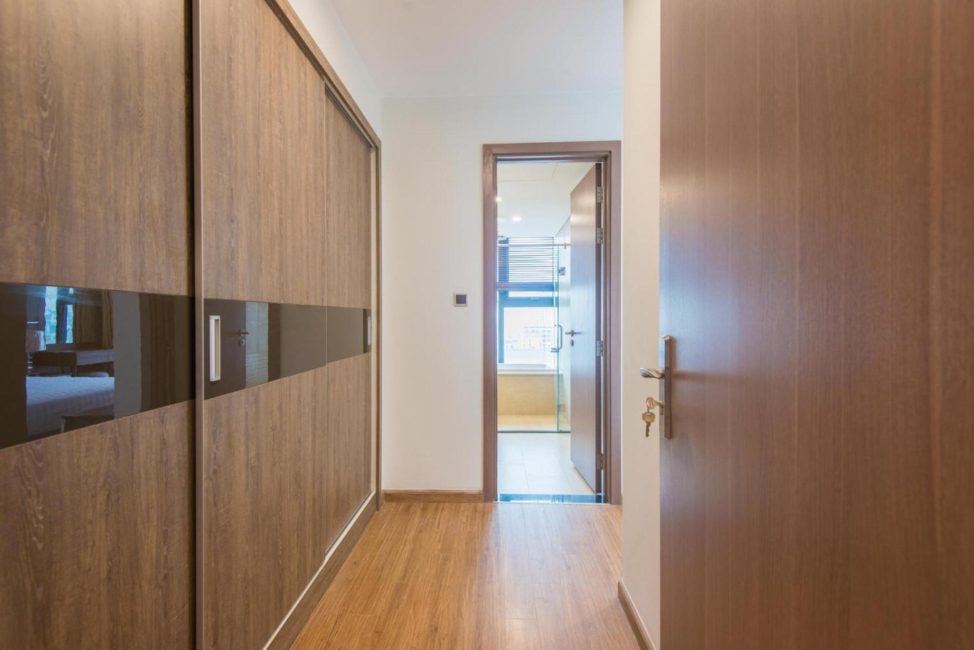 Vinhomes Metropolis Luxury Hotel & Residence Ханой Екстериор снимка