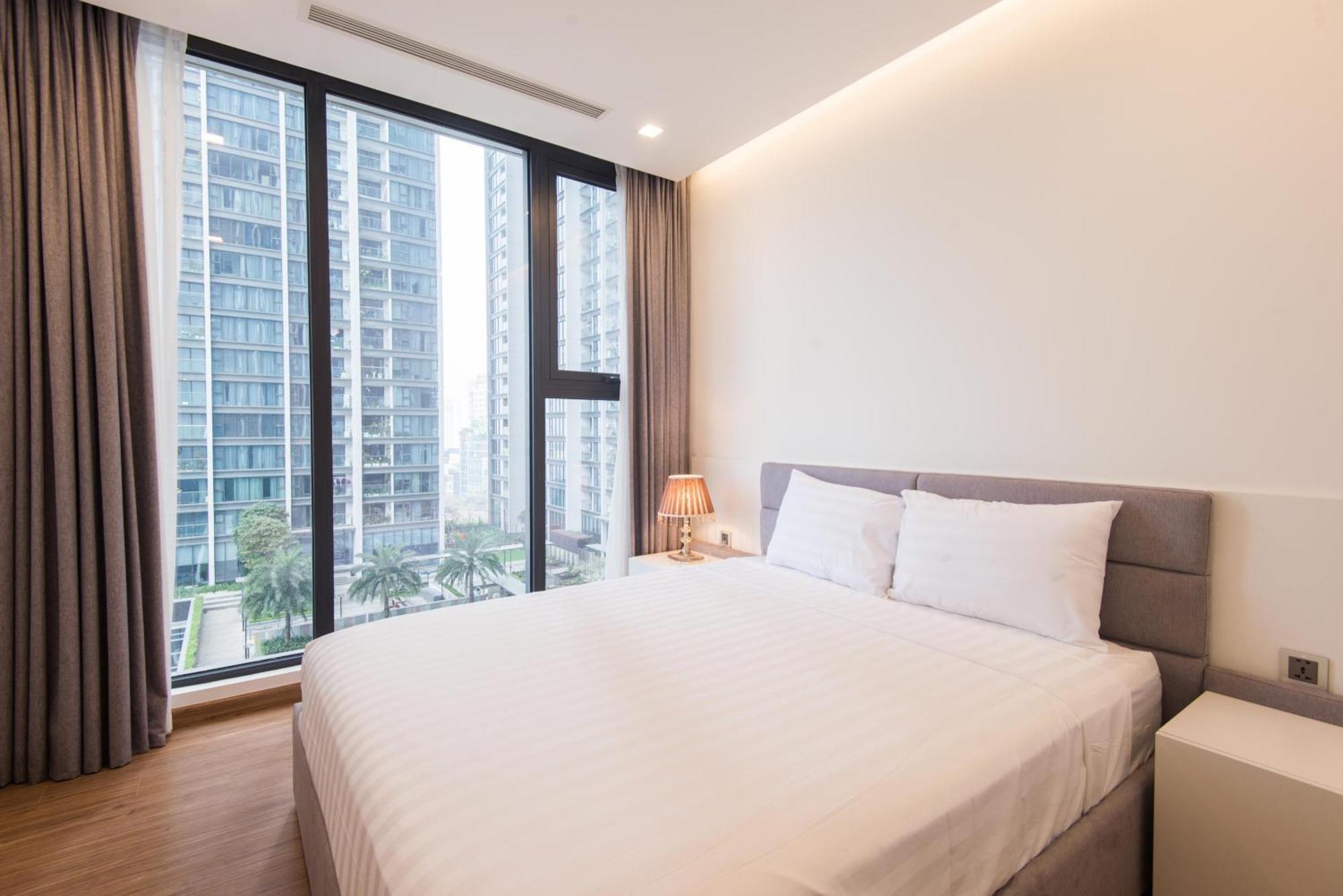 Vinhomes Metropolis Luxury Hotel & Residence Ханой Екстериор снимка